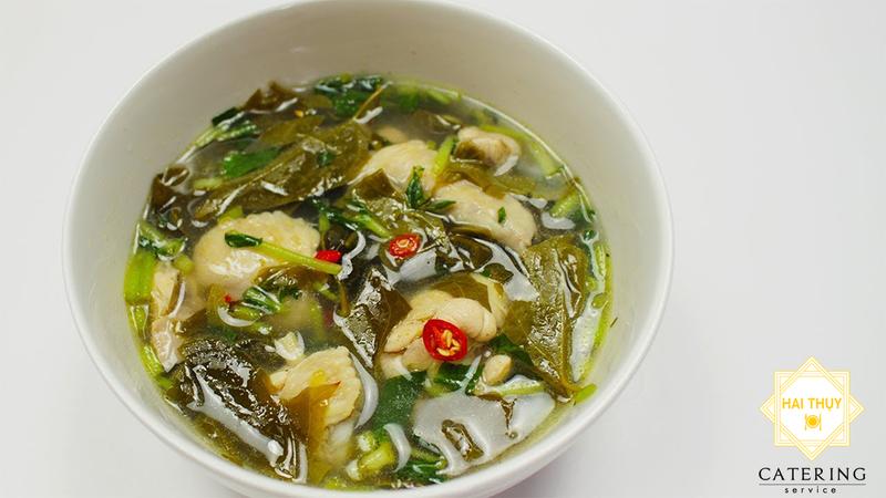 Canh chua lá giang