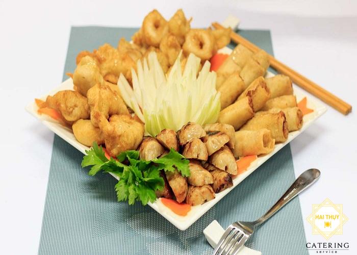 Khai vị 4 món: Tôm + chả giò + thịt nguội