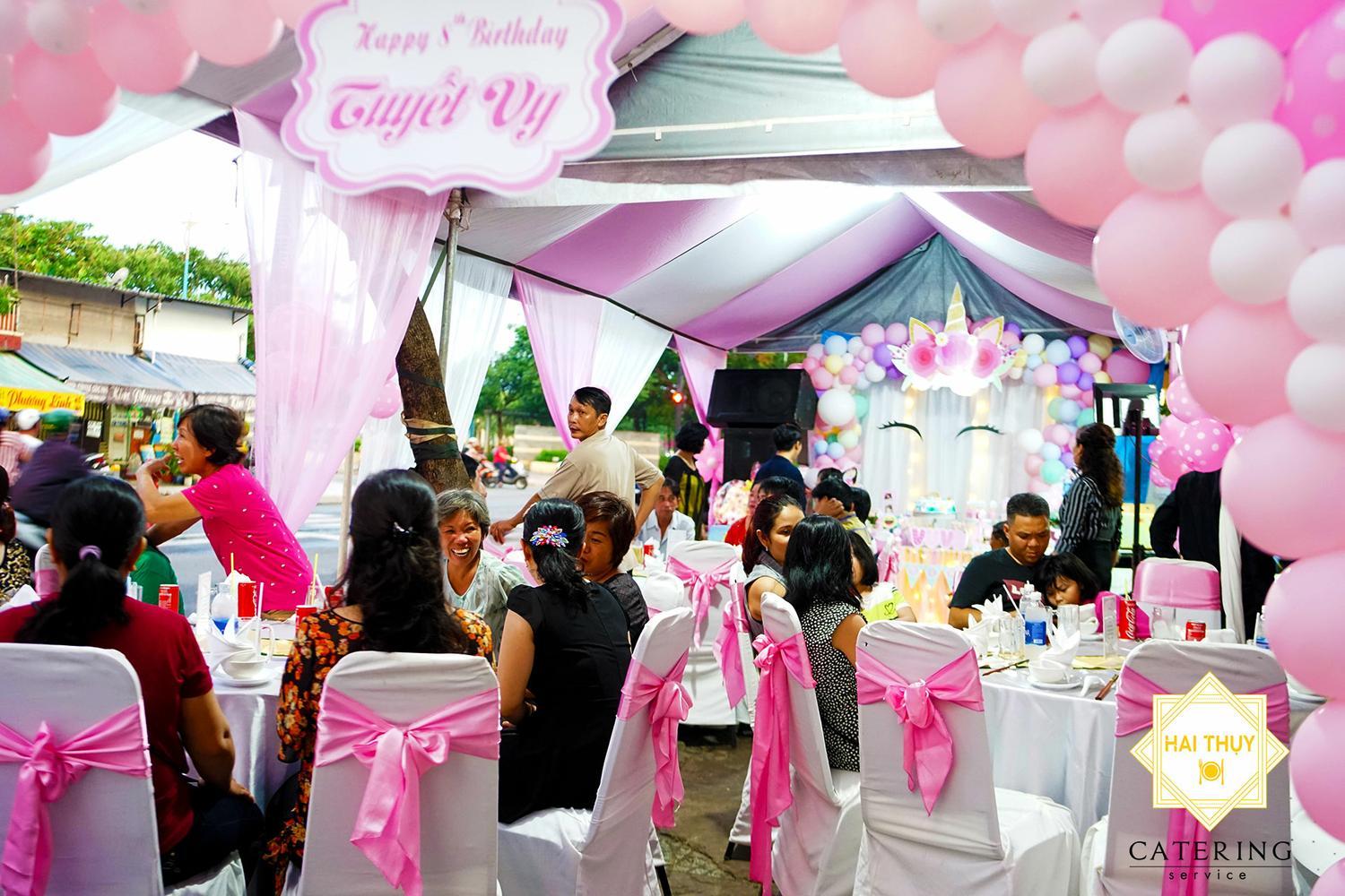 8 lý do khiến bạn nên đặt tiệc thôi nôi của Hai Thụy catering ngay hôm nay