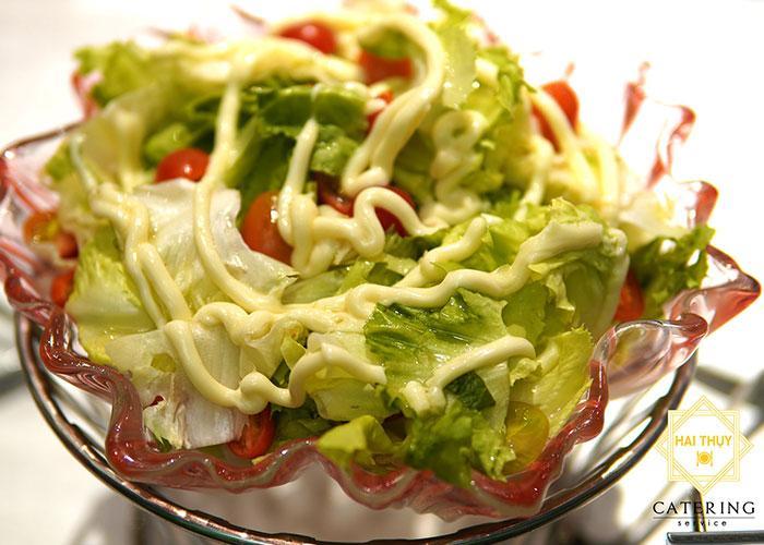 Món ăn không chỉ ngon mà còn được trang trí một cách bắt mắt, độc đáo