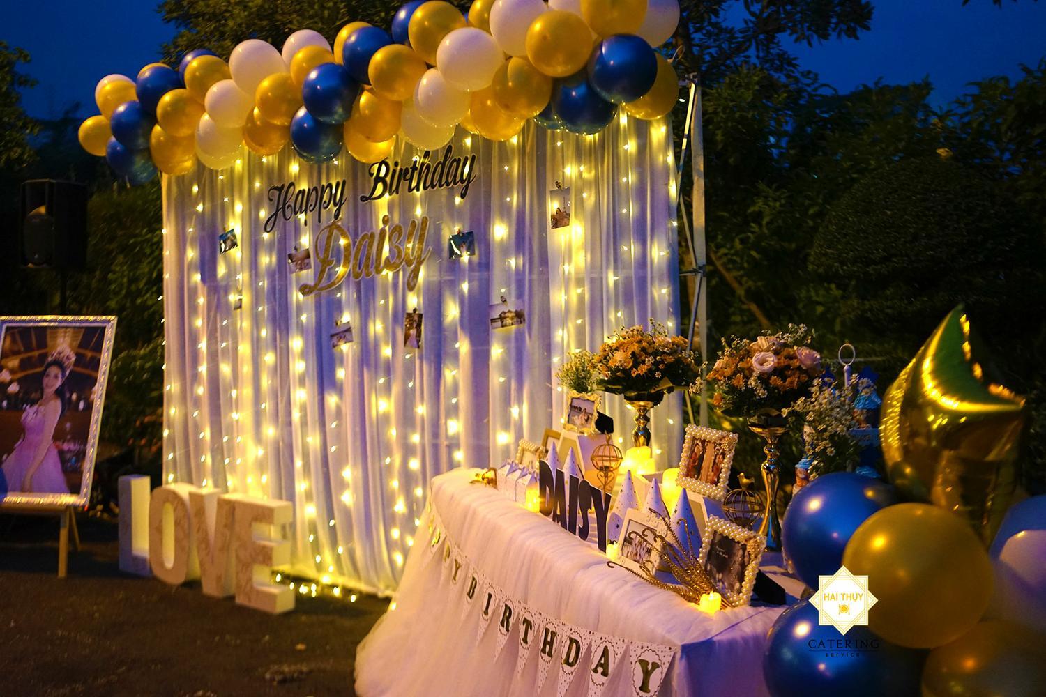 Mọi thứ được Hai Thụy Catering setup rất săng trọng, đẹp mắt