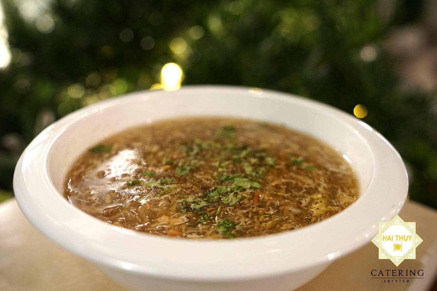 Soup vi cá mập thịt cua - nóng hổi, dậy mùi thơm