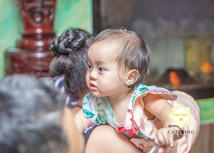 Chúc con yêu luôn mạnh khỏe, ăn ngoan, chóng lớn nhé!