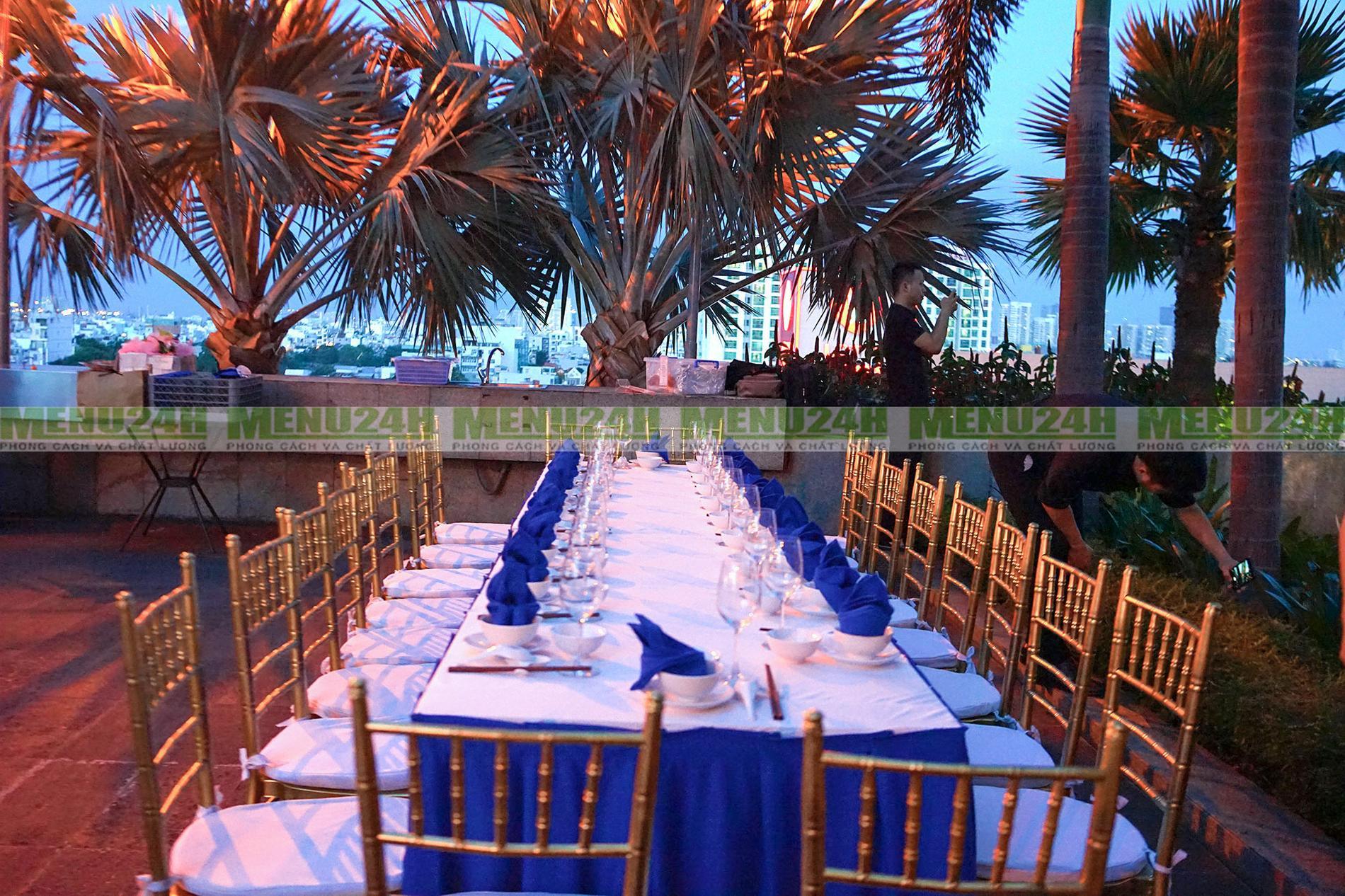 Đặt tiệc sinh nhật trọn gói chỉ 249K 1 người tại Menu24h