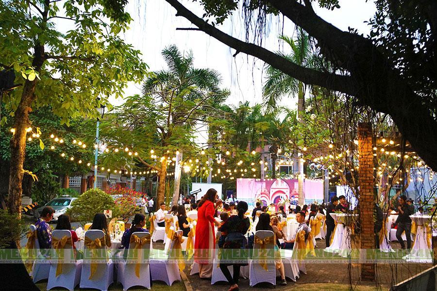 Những điều lưu ý khi đặt tiệc tại nhà Menu24h