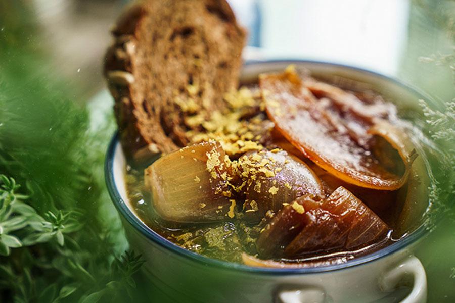 Món xúp hành tây kiểu pháp thơm ngon chuẩn vị 