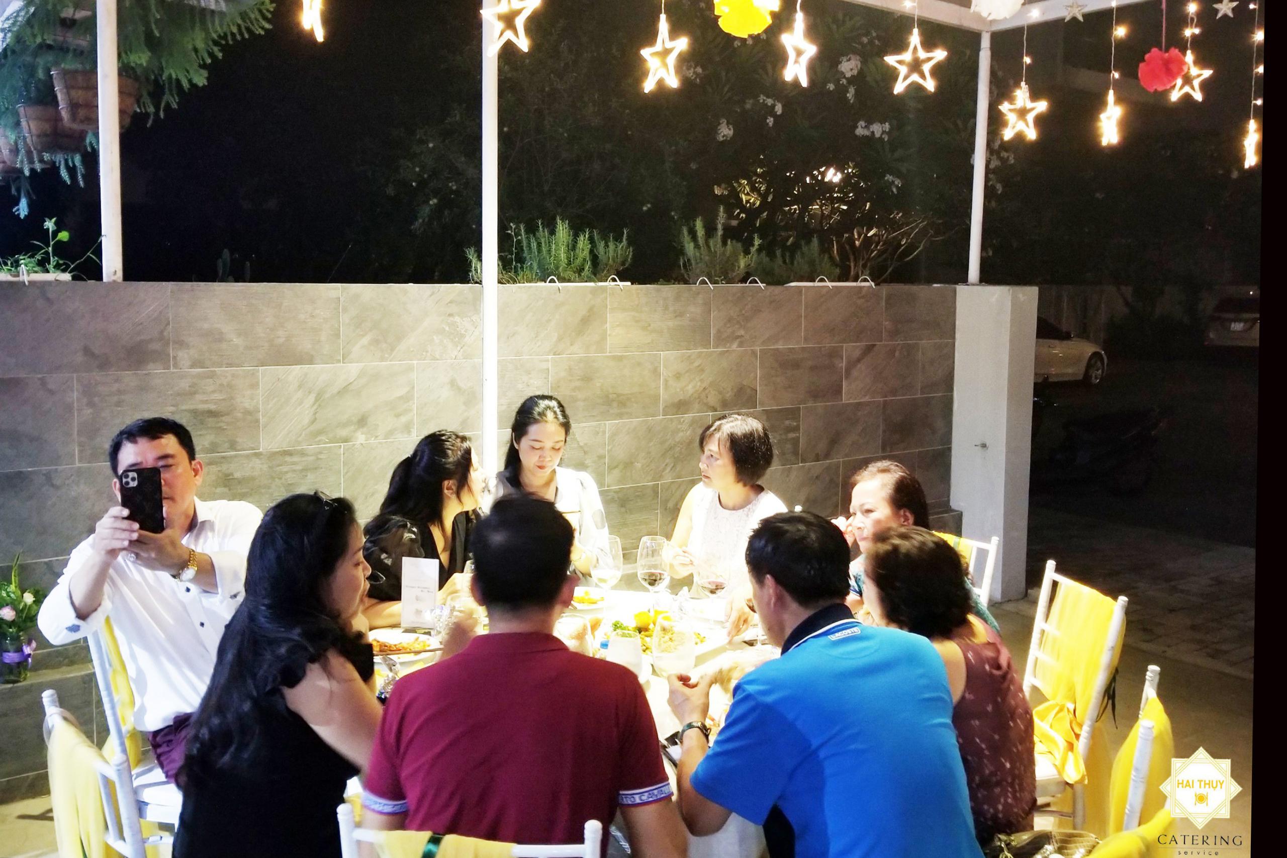 Vì sao các doanh nghiệp luôn lựa địa điểm bên ngoài để đặt tiệc tất niên uy tín?