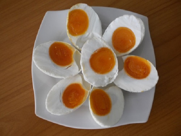 trứng muối-menu24h.vn